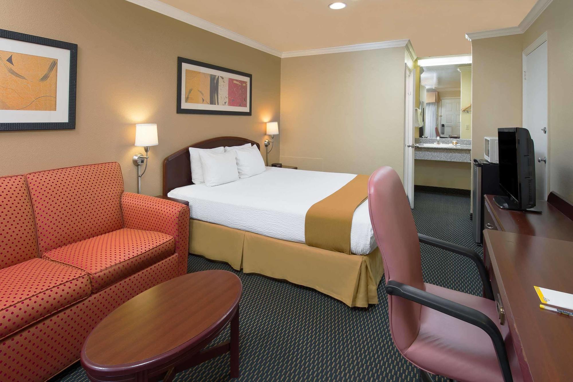 Days Inn By Wyndham Pinole Berkeley Esterno foto